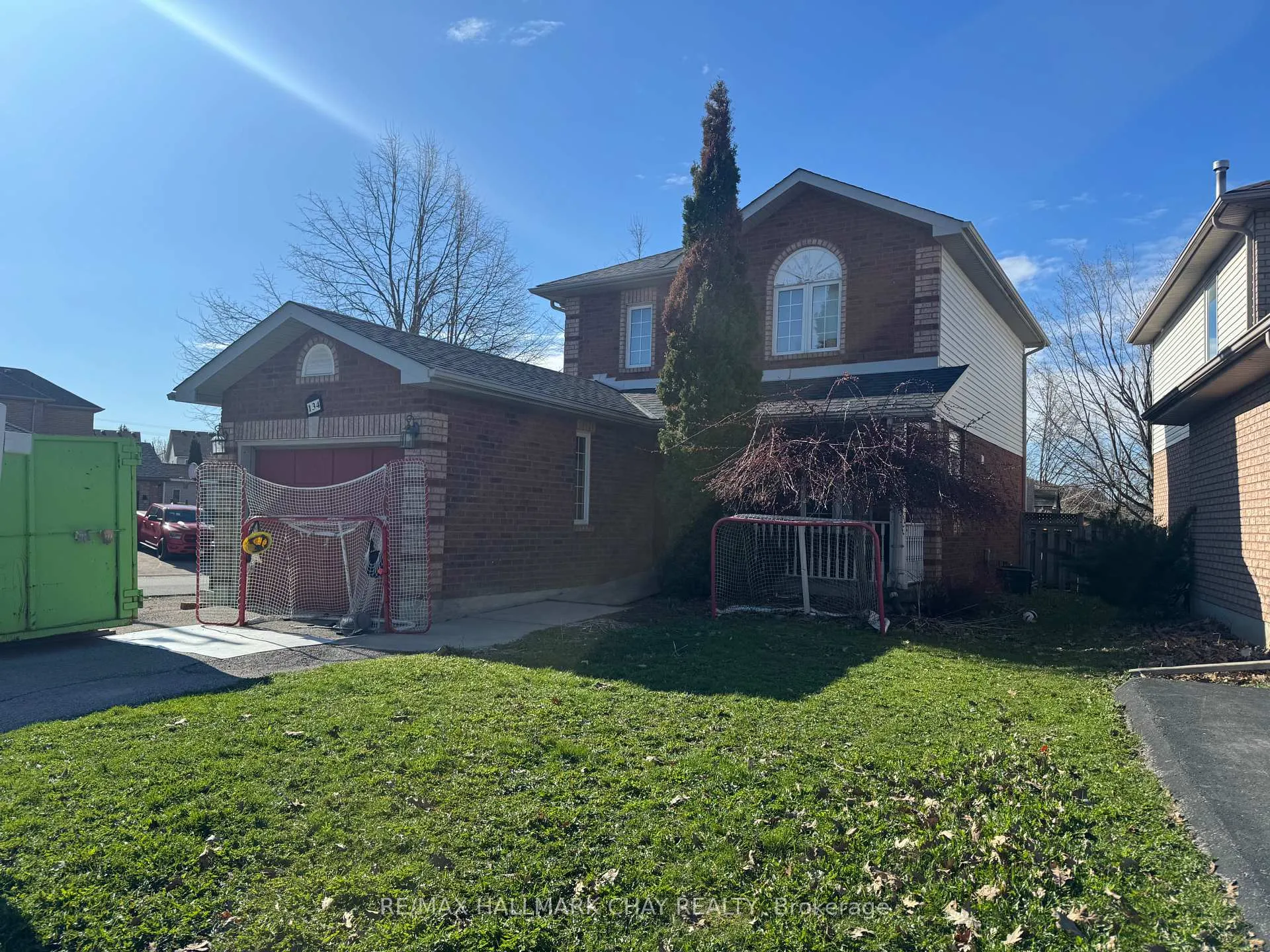 Photo 3 of 134 Brucker Road, Barrie, Holly — HOMEH