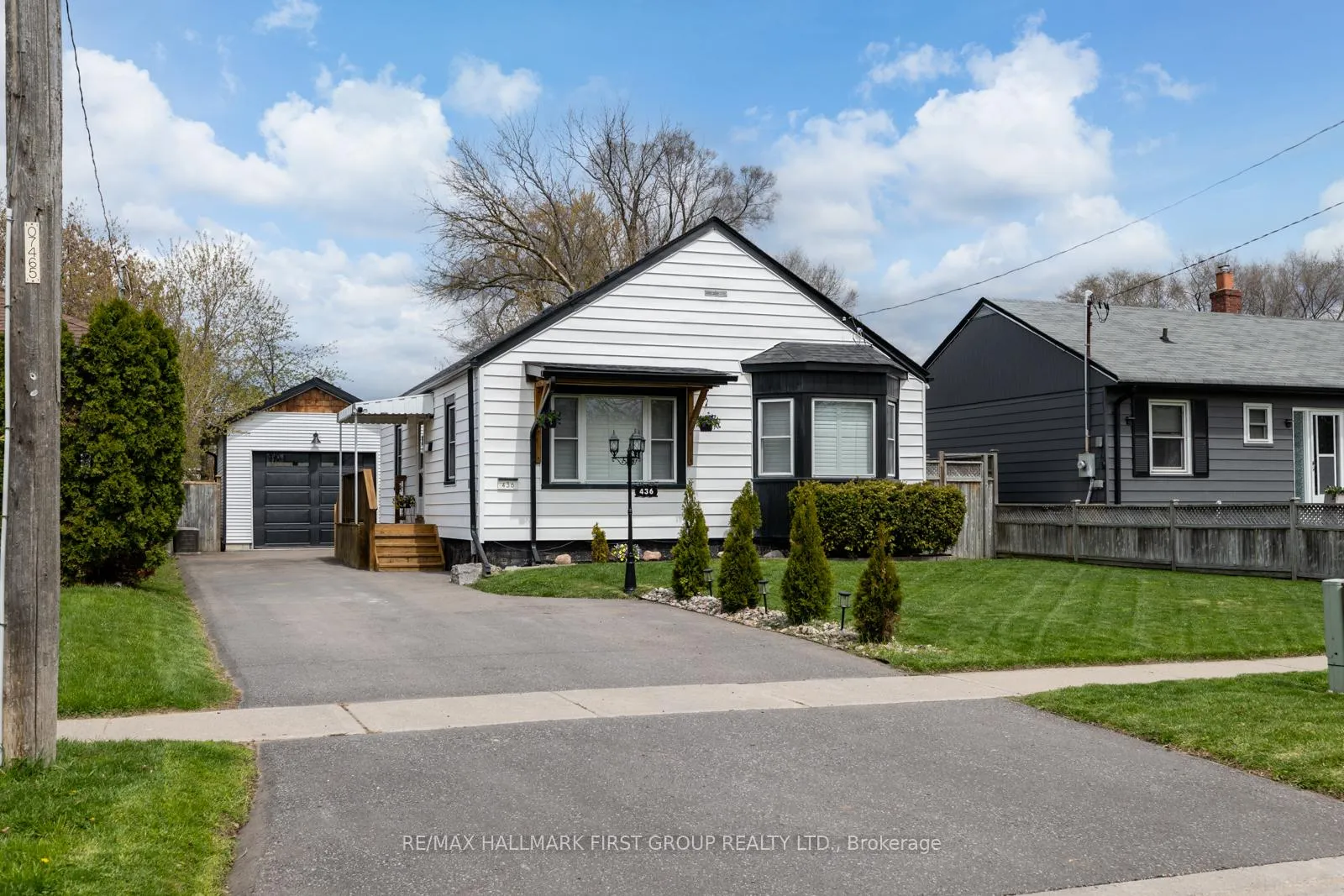 Photo 3 of 436 Fairleigh Avenue, Oshawa, McLaughlin — HOMEH