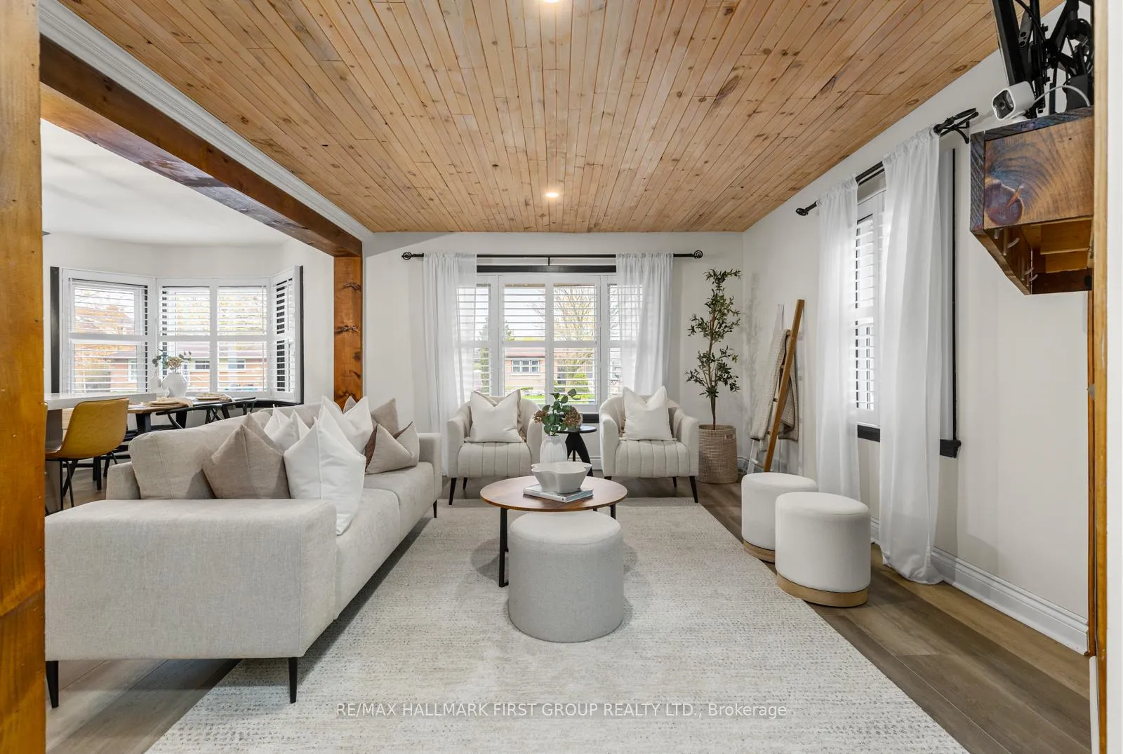Photo 6 of 436 Fairleigh Avenue, Oshawa, McLaughlin — HOMEH