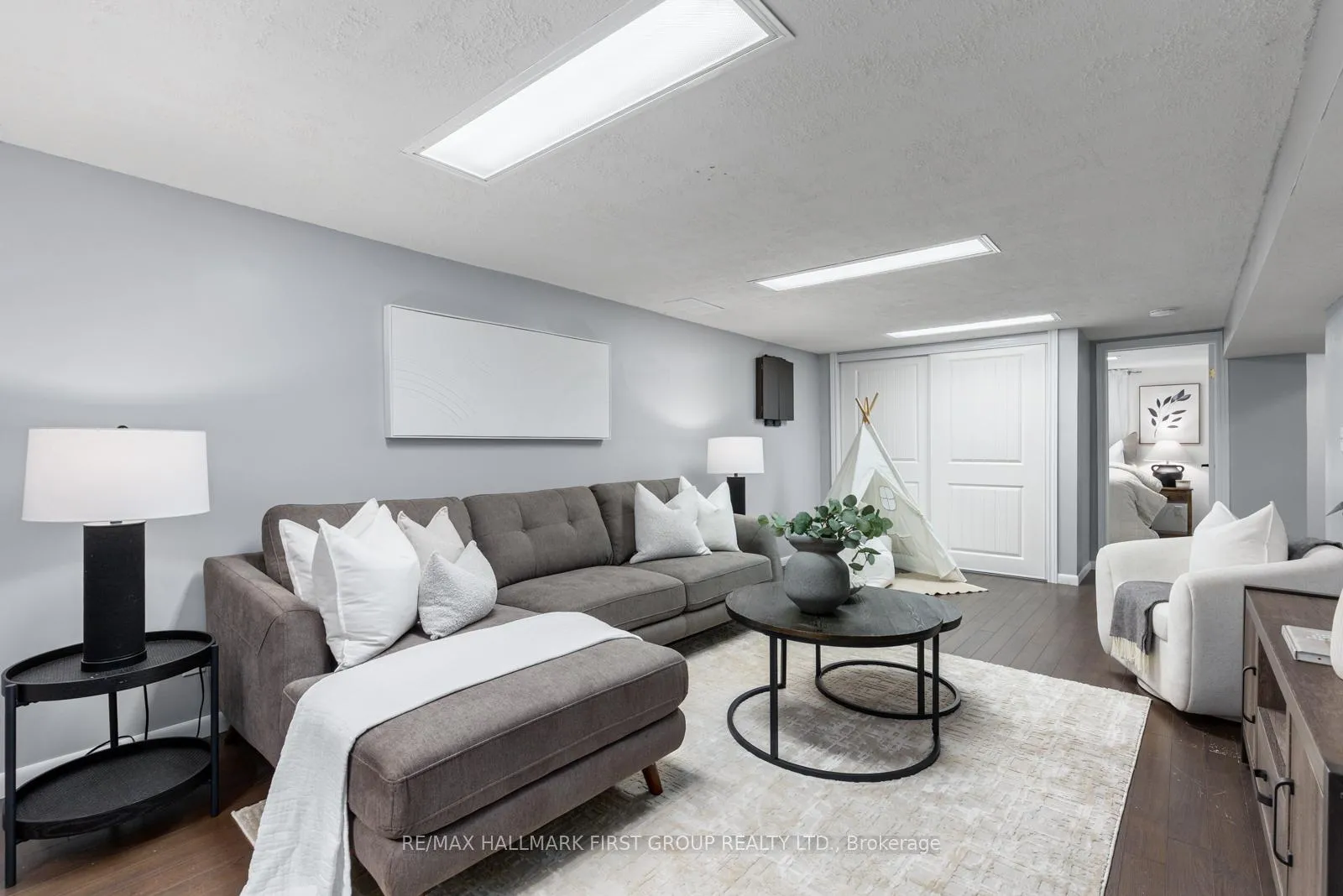 Photo 29 of 436 Fairleigh Avenue, Oshawa, McLaughlin — HOMEH
