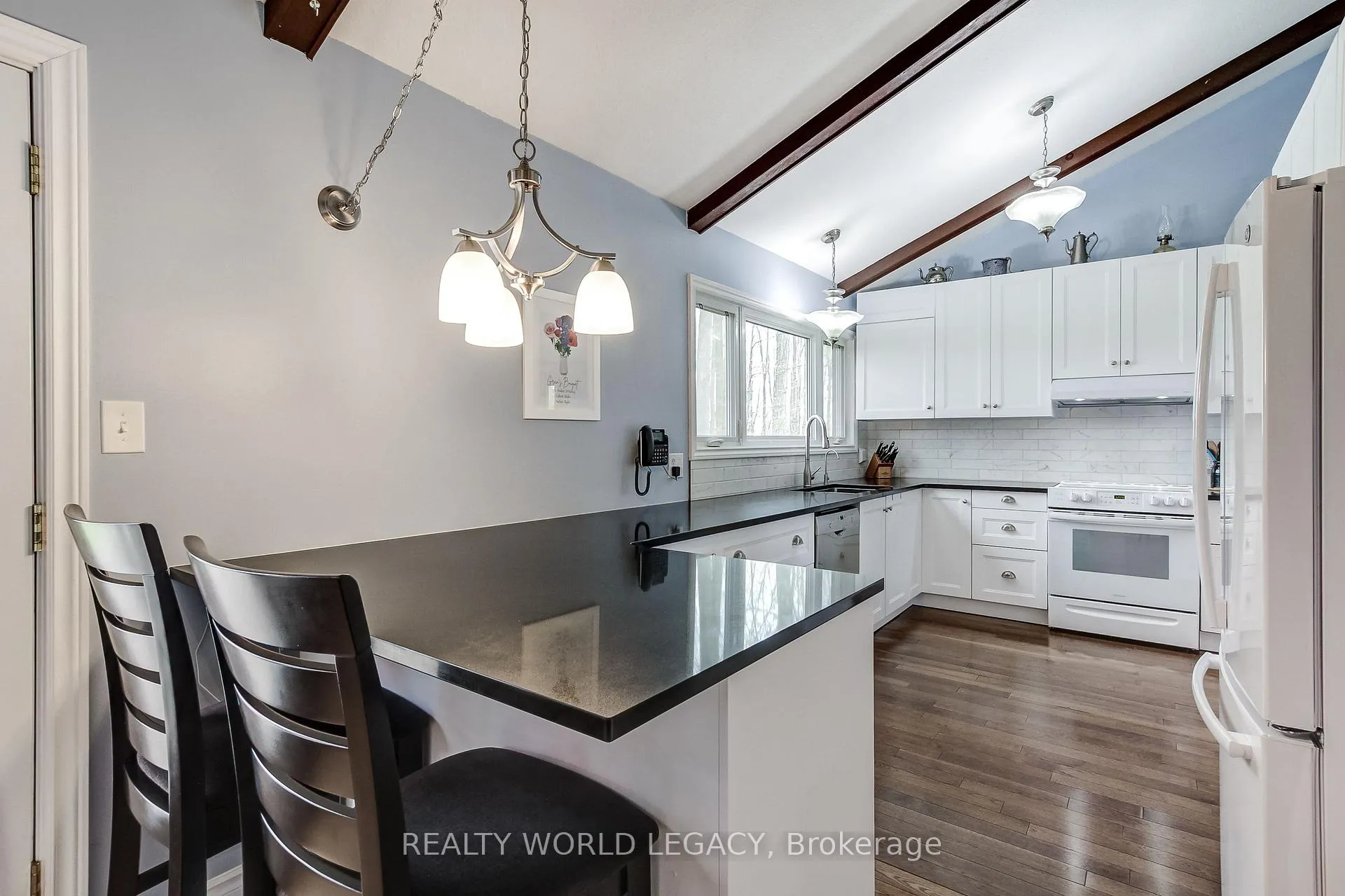 Photo 11 of 2236 Centre Road, Hamilton, Rural Flamborough — HOMEH