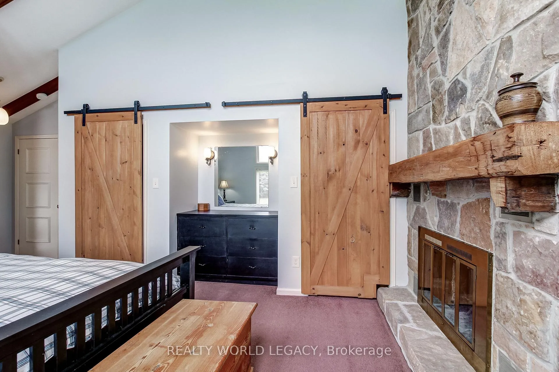 Photo 20 of 2236 Centre Road, Hamilton, Rural Flamborough — HOMEH