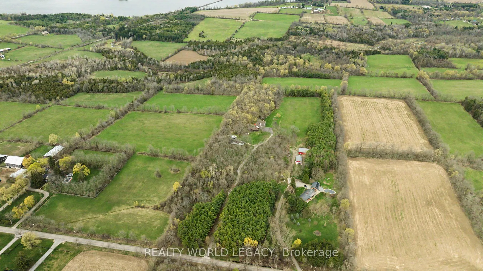 Photo 44 of 2236 Centre Road, Hamilton, Rural Flamborough — HOMEH