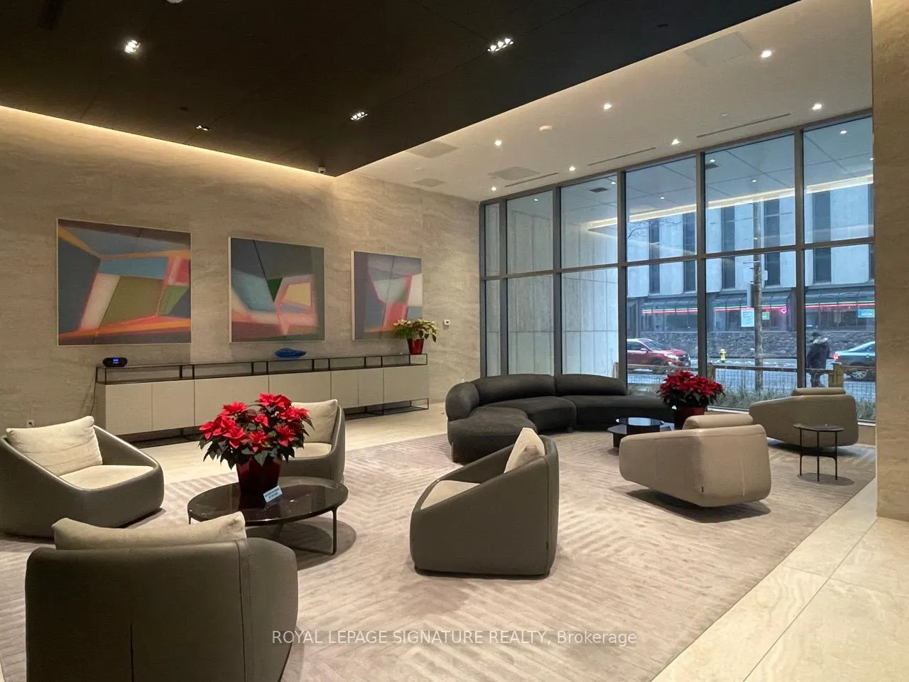 Photo 1 of Unit 3903, 2221 Yonge Street, Toronto, Mount Pleasant West — HOMEH