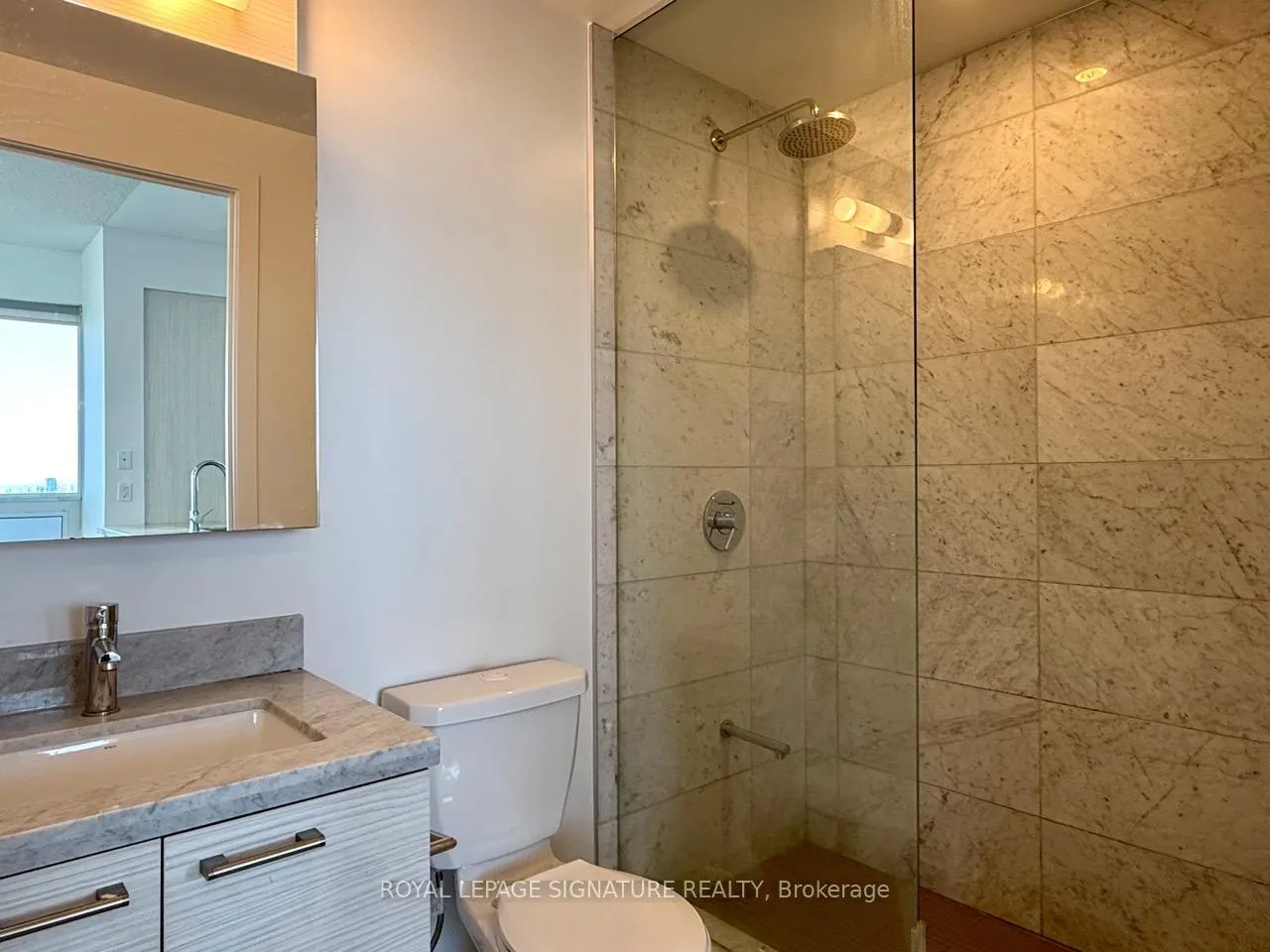 Photo 10 of Unit 3903, 2221 Yonge Street, Toronto, Mount Pleasant West — HOMEH