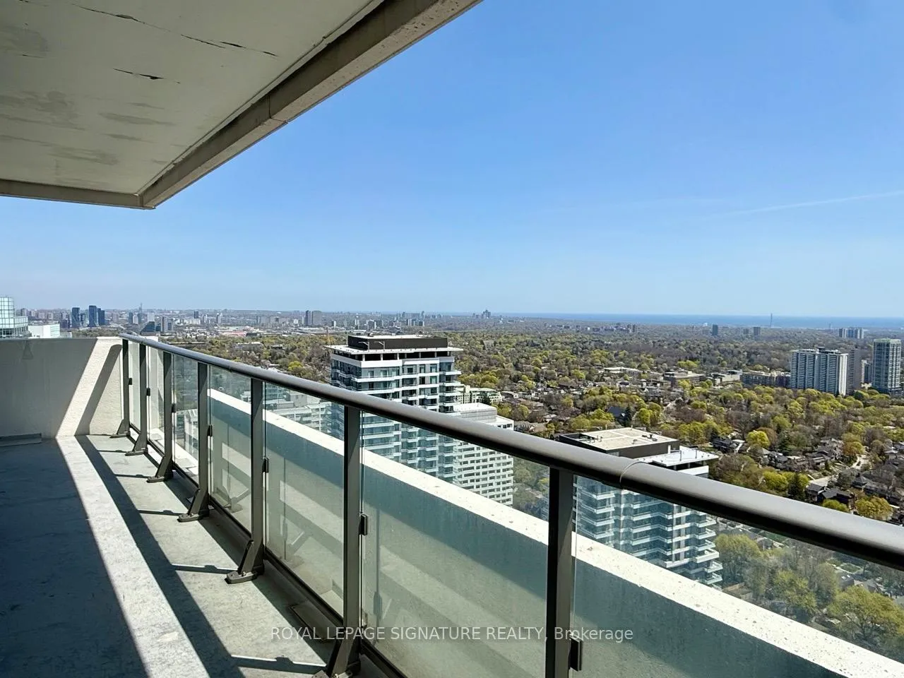 Photo 14 of Unit 3903, 2221 Yonge Street, Toronto, Mount Pleasant West — HOMEH