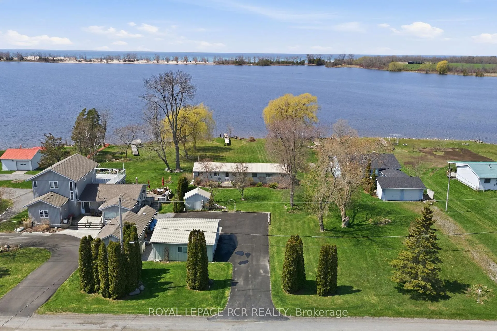 Photo 2 of 130 Ould Drive, Prince Edward County, Hillier Ward — HOMEH