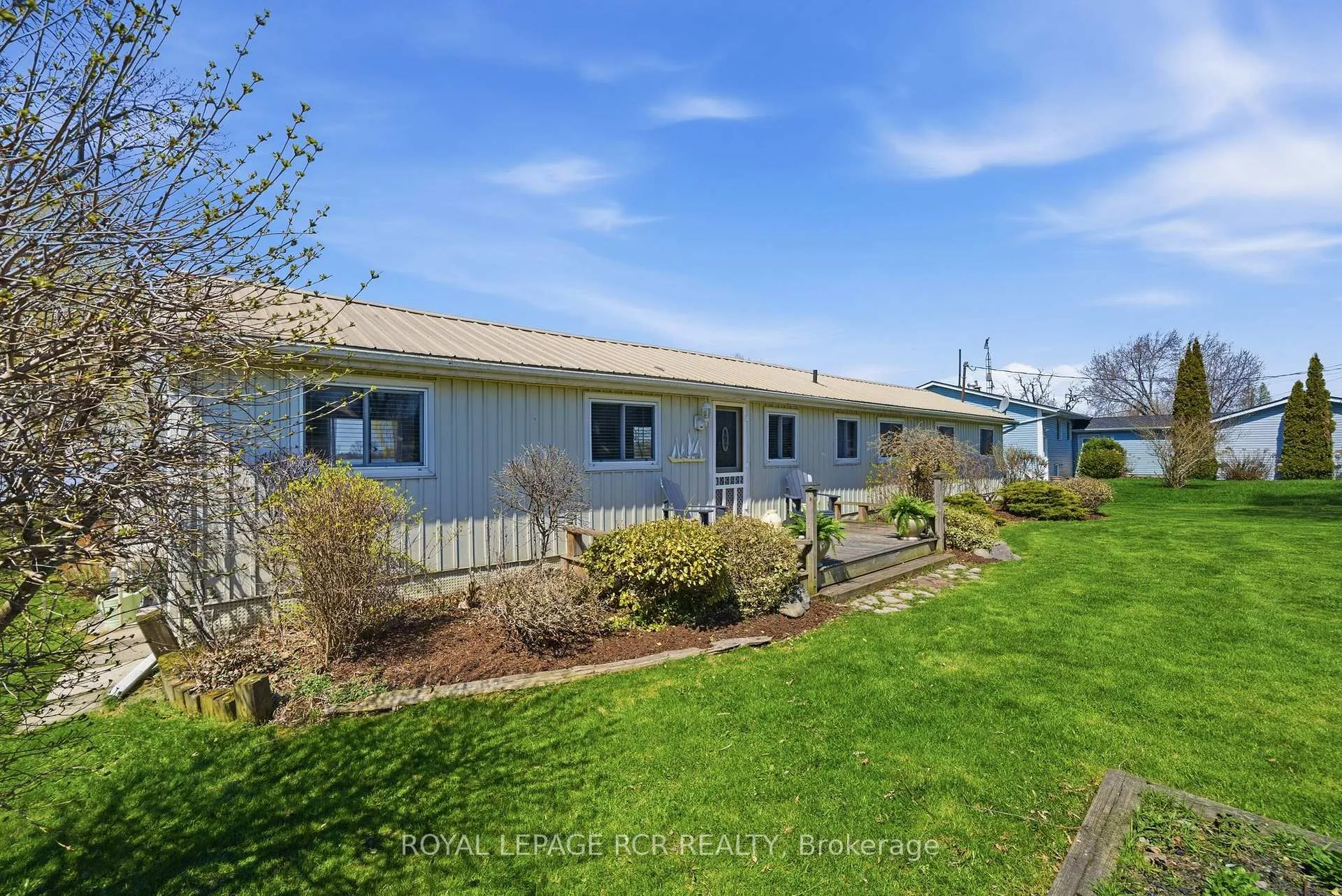 Photo 4 of 130 Ould Drive, Prince Edward County, Hillier Ward — HOMEH