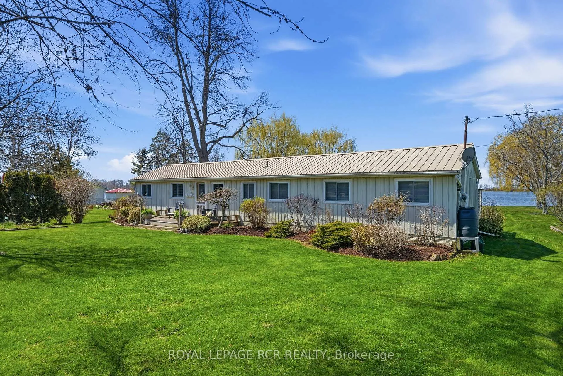 Photo 5 of 130 Ould Drive, Prince Edward County, Hillier Ward — HOMEH