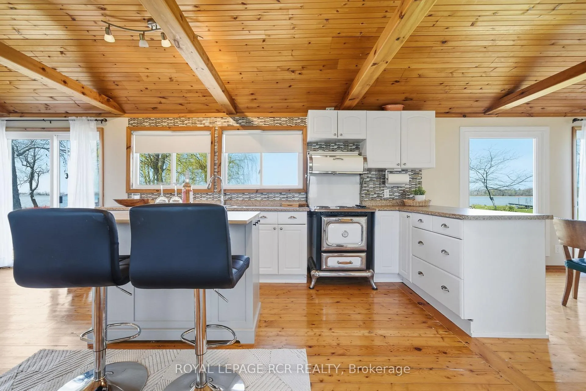 Photo 9 of 130 Ould Drive, Prince Edward County, Hillier Ward — HOMEH