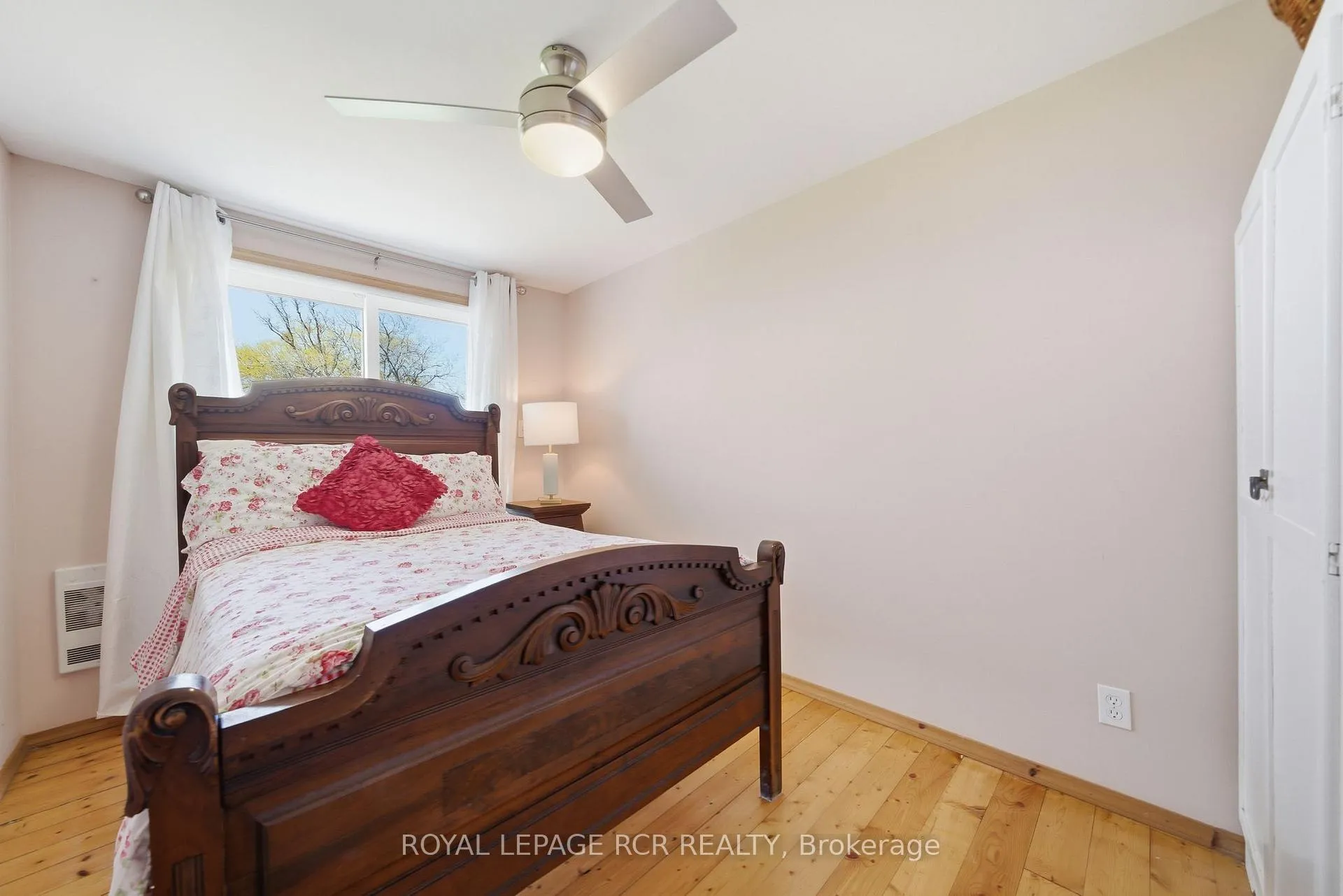 Photo 21 of 130 Ould Drive, Prince Edward County, Hillier Ward — HOMEH