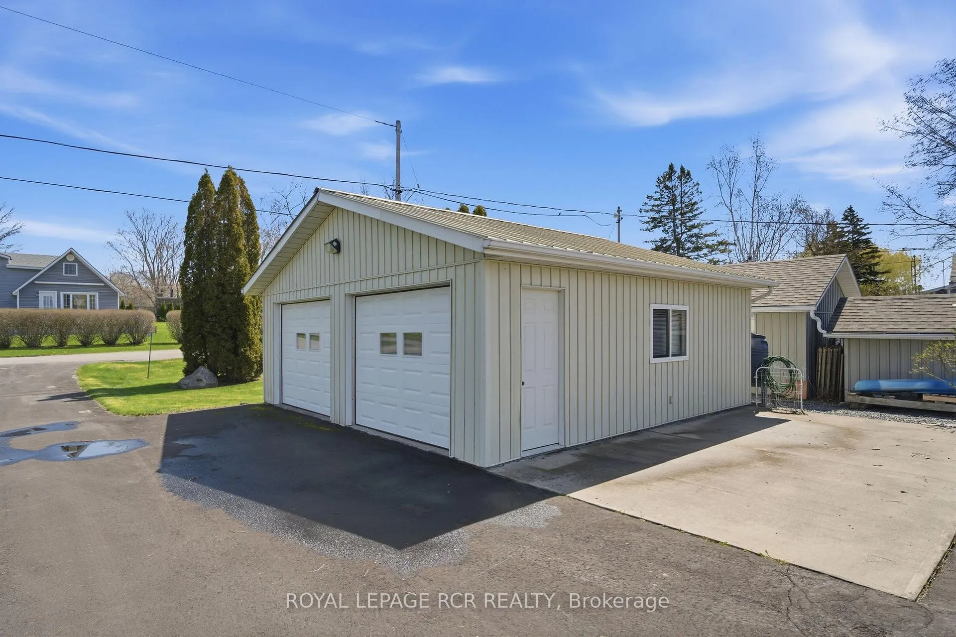 Photo 36 of 130 Ould Drive, Prince Edward County, Hillier Ward — HOMEH