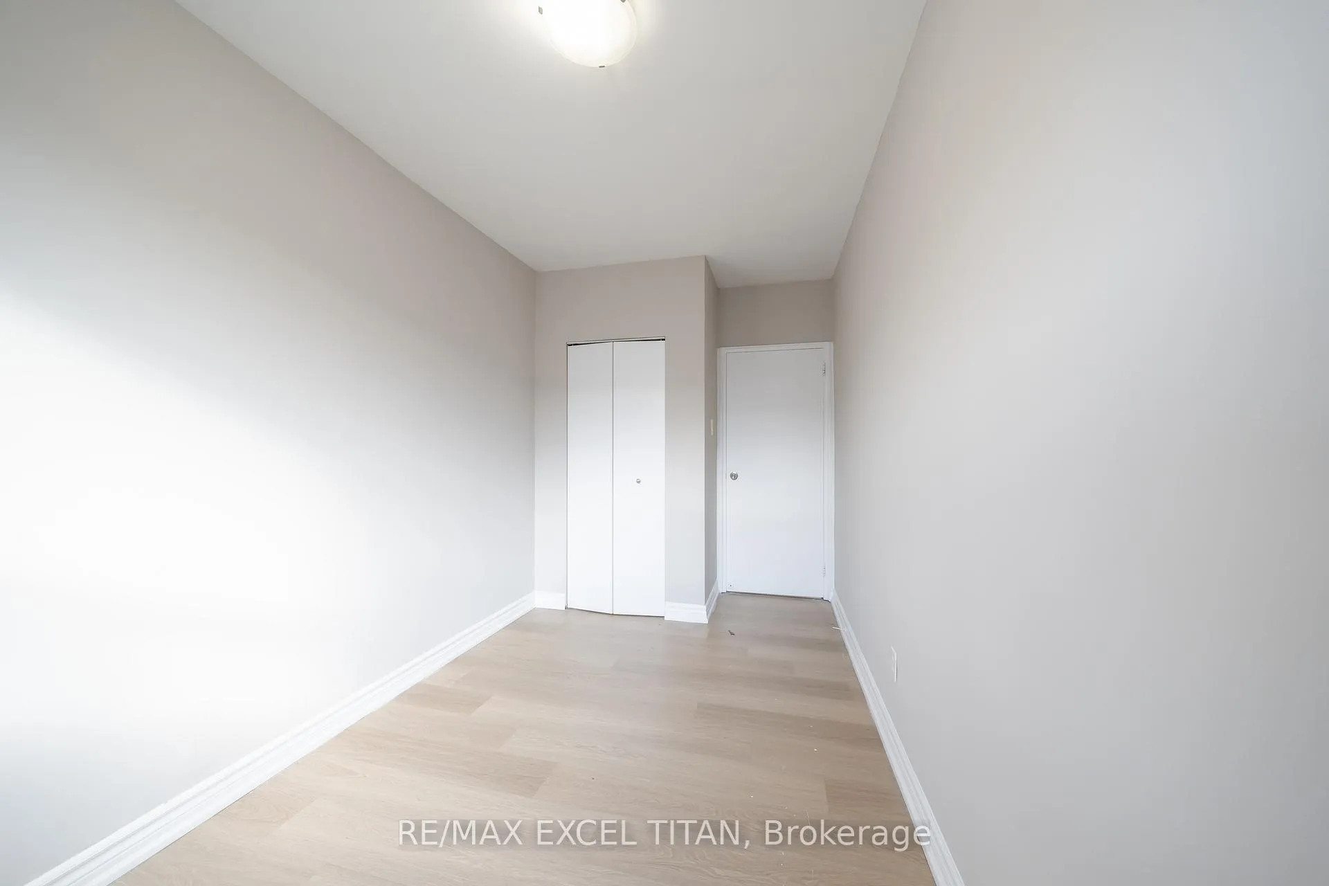 Photo 5 of Unit 209A, 468 Ottawa Street, Hamilton, Corktown — HOMEH