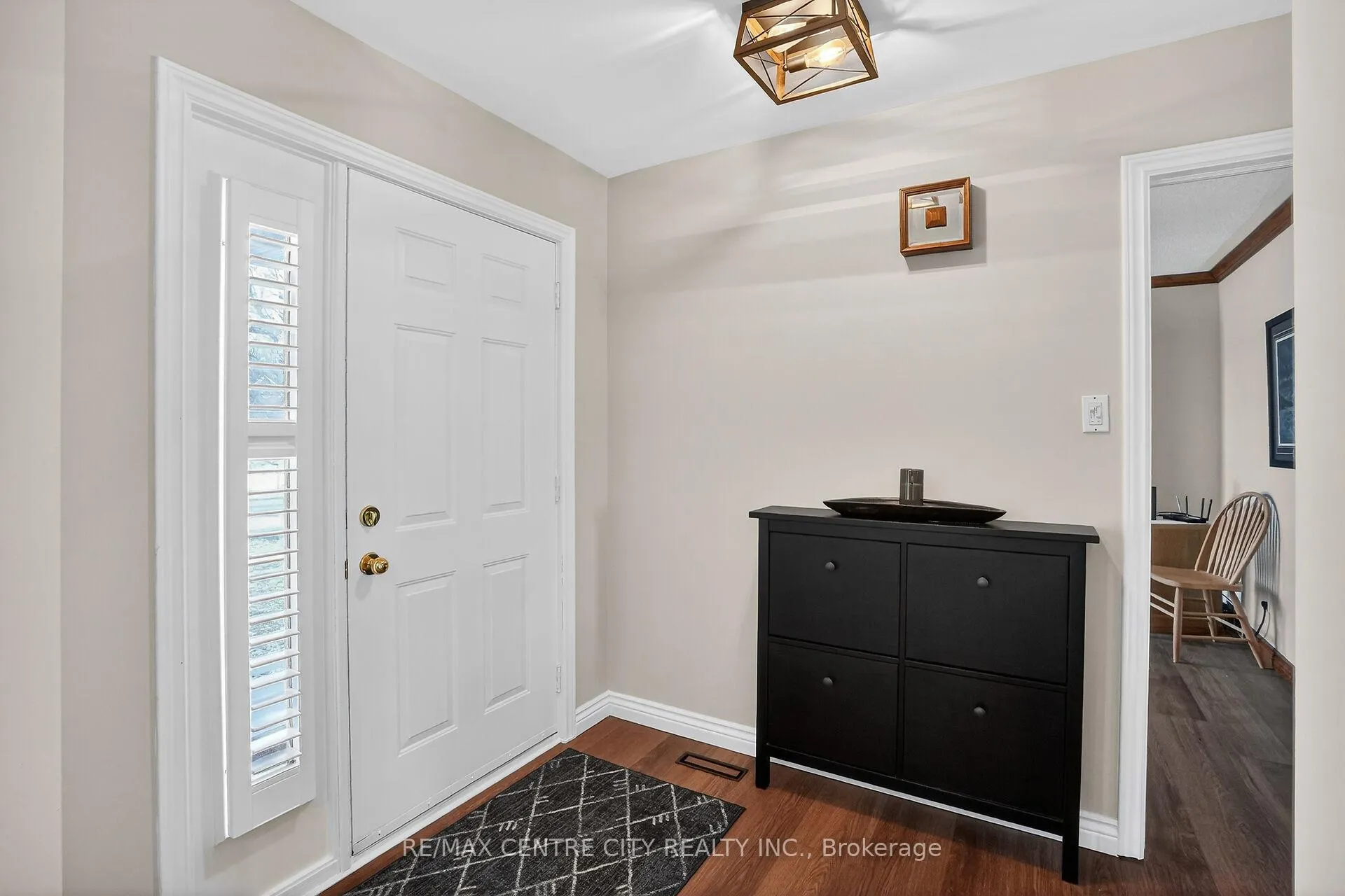 Photo 3 of 92 Mill Street, Middlesex Centre, Ilderton — HOMEH