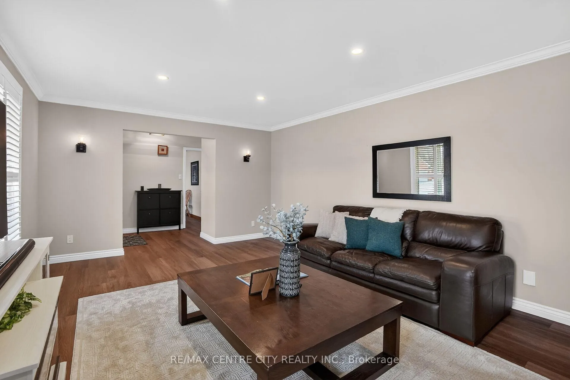 Photo 5 of 92 Mill Street, Middlesex Centre, Ilderton — HOMEH