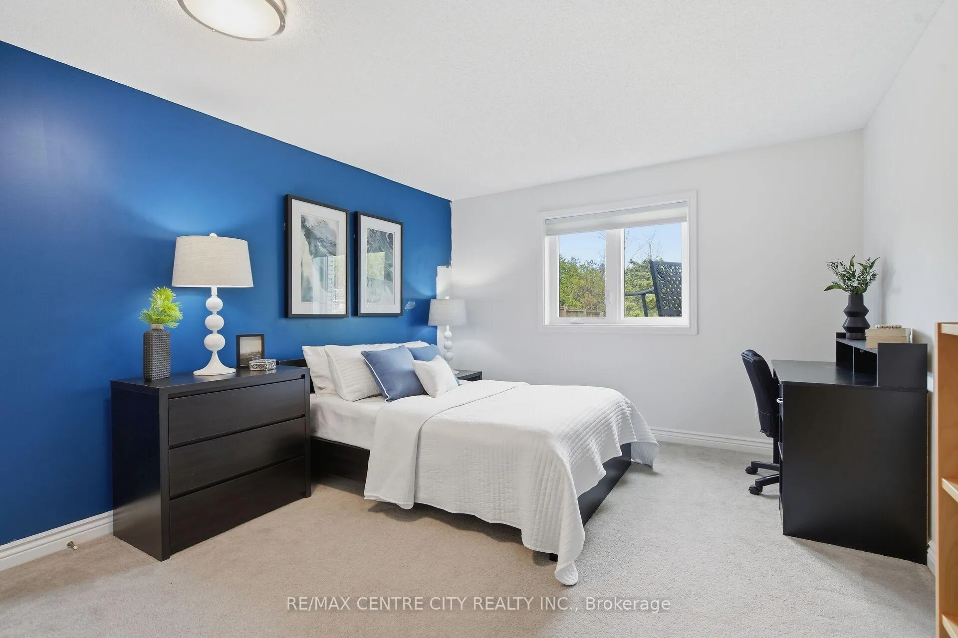 Photo 32 of 92 Mill Street, Middlesex Centre, Ilderton — HOMEH