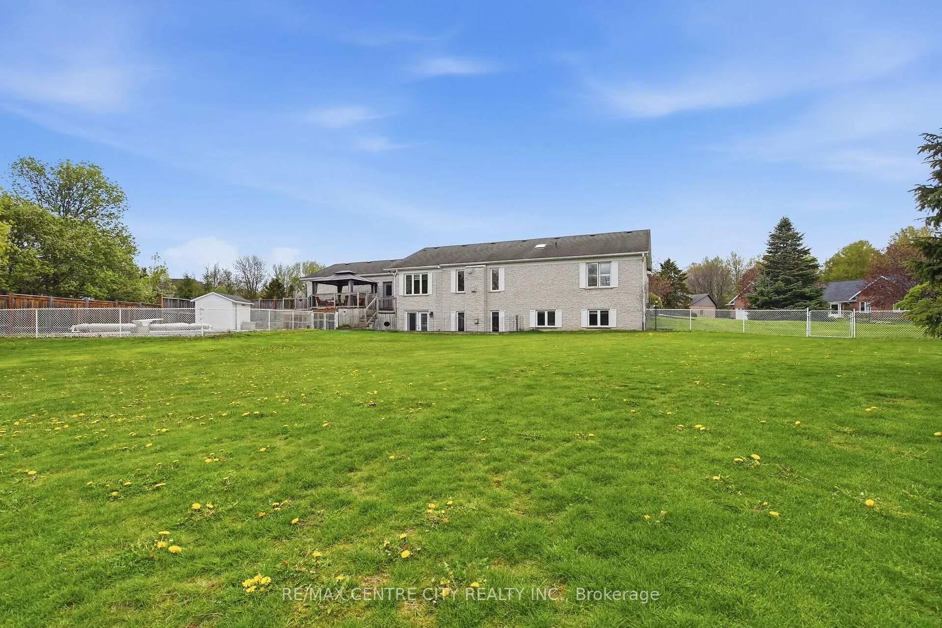 Photo 44 of 92 Mill Street, Middlesex Centre, Ilderton — HOMEH