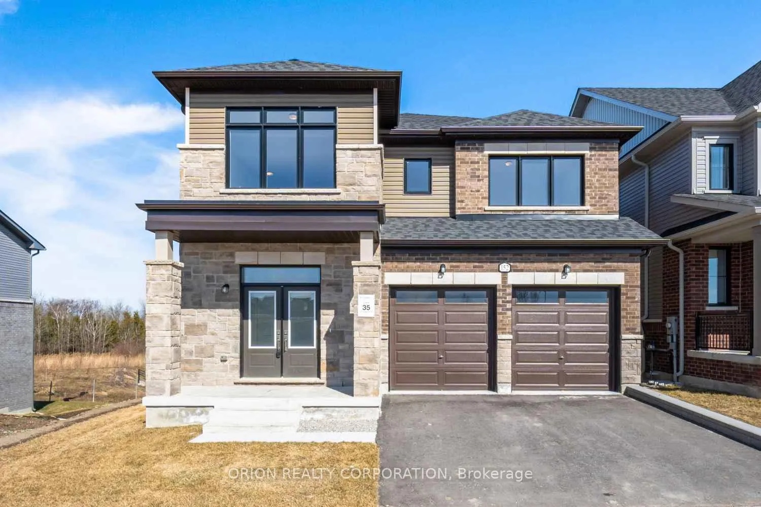Photo 1 of 152 Thicketwood Avenue, Barrie, Rural Barrie Southeast — HOMEH