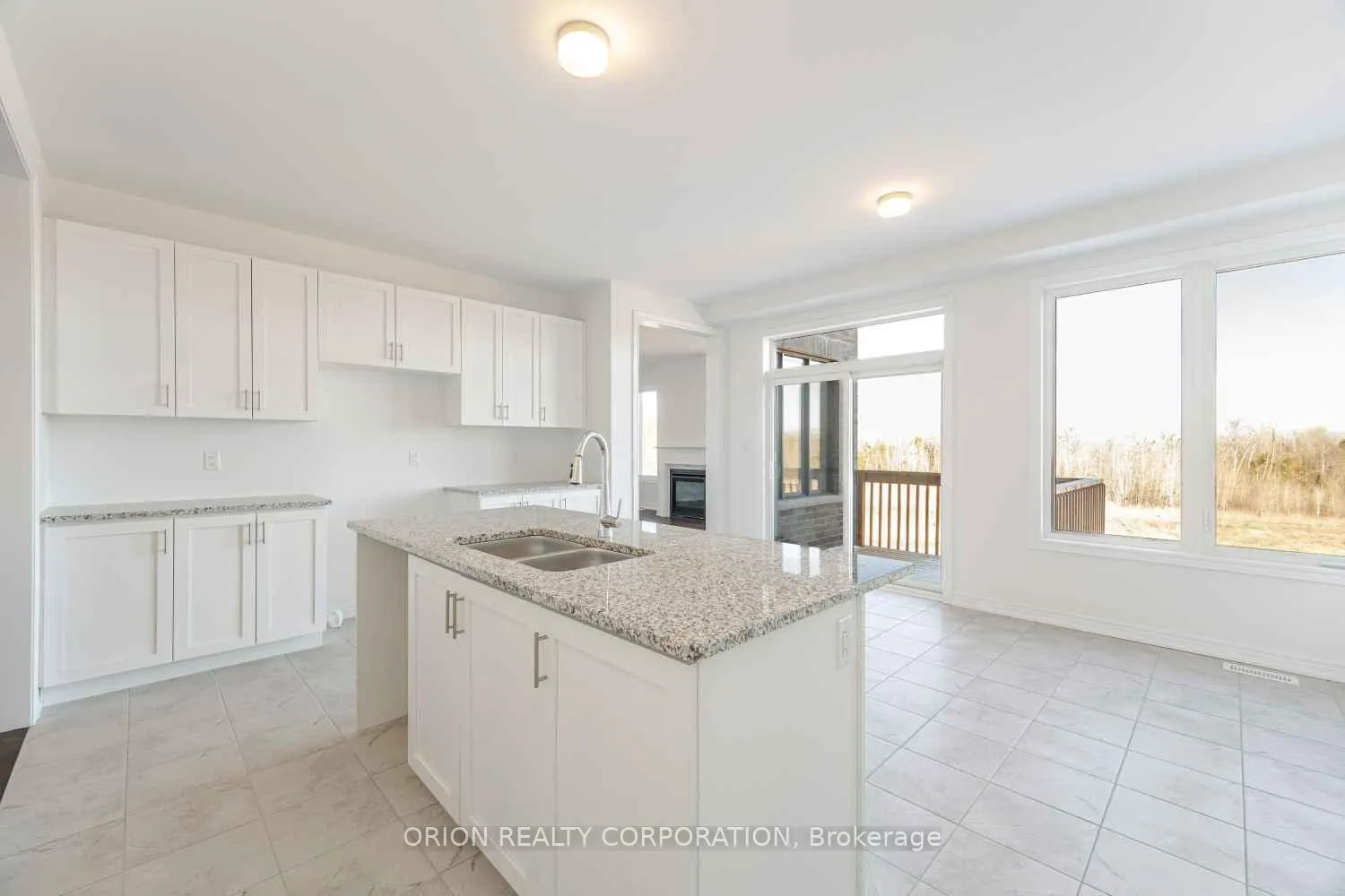 Photo 15 of 152 Thicketwood Avenue, Barrie, Rural Barrie Southeast — HOMEH