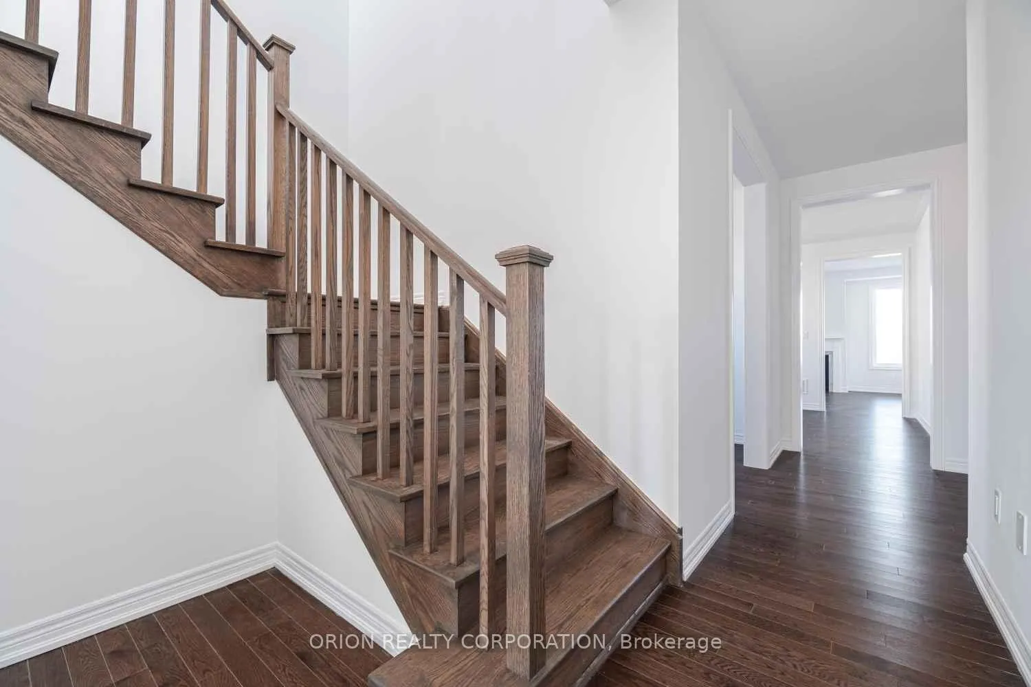 Photo 24 of 152 Thicketwood Avenue, Barrie, Rural Barrie Southeast — HOMEH