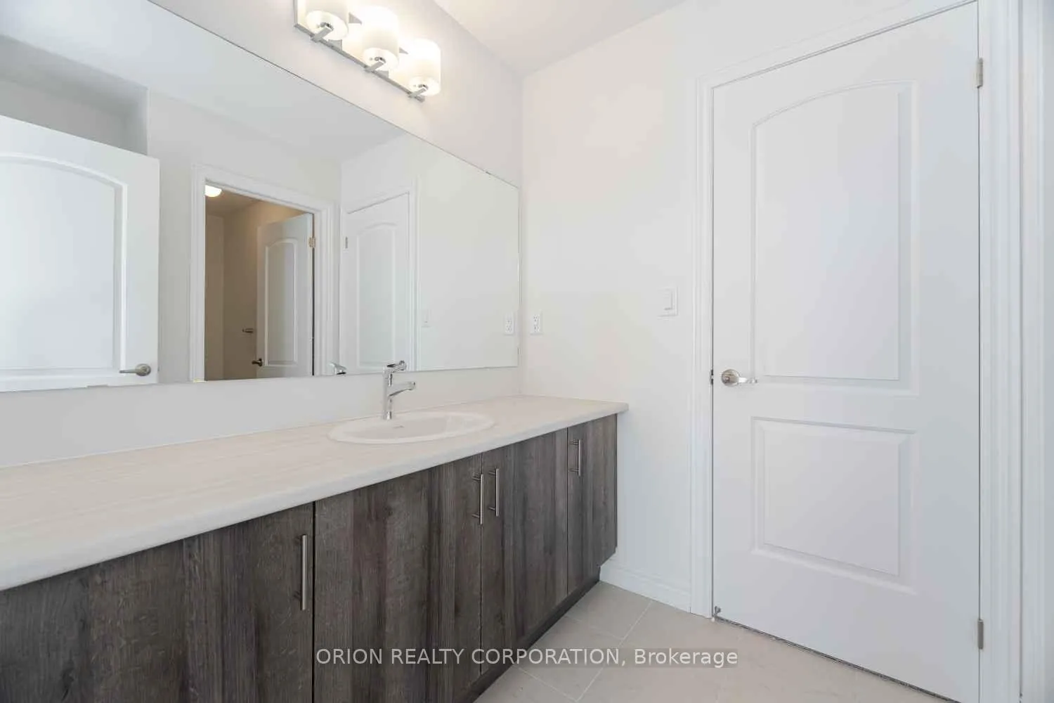 Photo 35 of 152 Thicketwood Avenue, Barrie, Rural Barrie Southeast — HOMEH