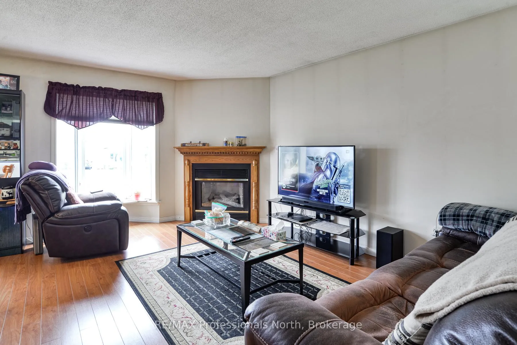 Photo 2 of 41 Pinecone Drive, Bracebridge, Monck (Bracebridge) — HOMEH