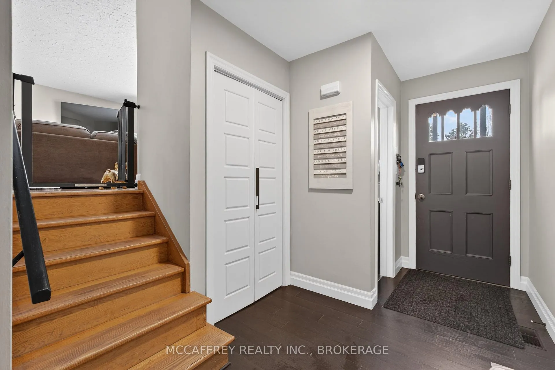 Photo 2 of 31 Meadowvale Avenue, Belleville, Belleville Ward — HOMEH