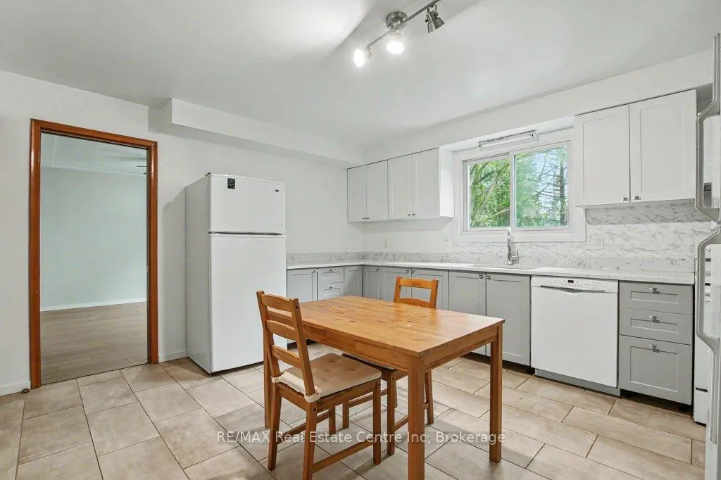 Photo 13 of 73 Harvard Road, Guelph, Kortright West — HOMEH