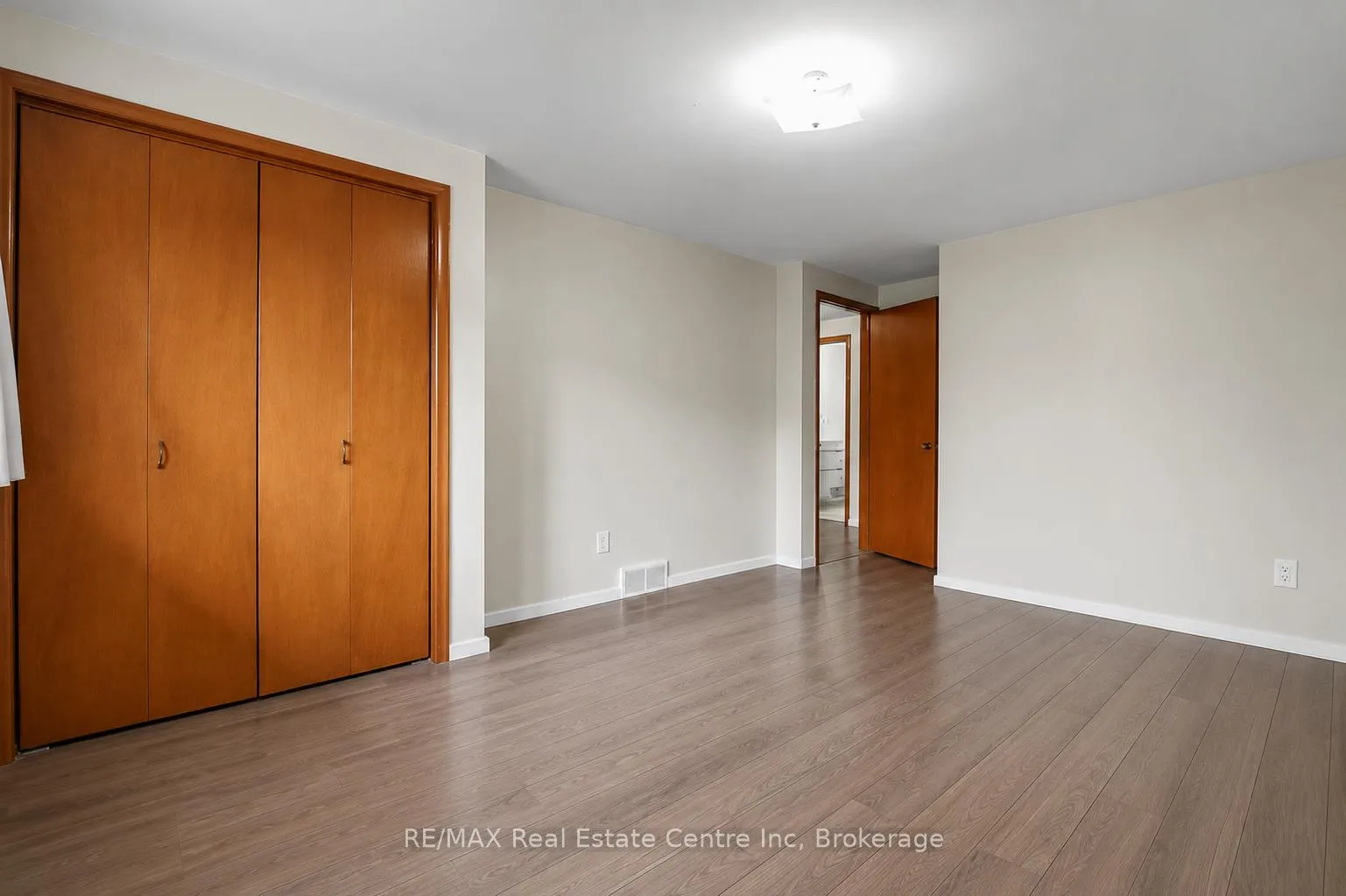 Photo 21 of 73 Harvard Road, Guelph, Kortright West — HOMEH