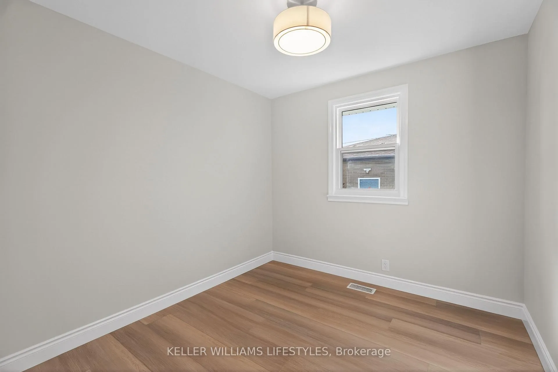 Photo 17 of Unit A, 159 Ewen Avenue, Southwest Middlesex, Glencoe — HOMEH