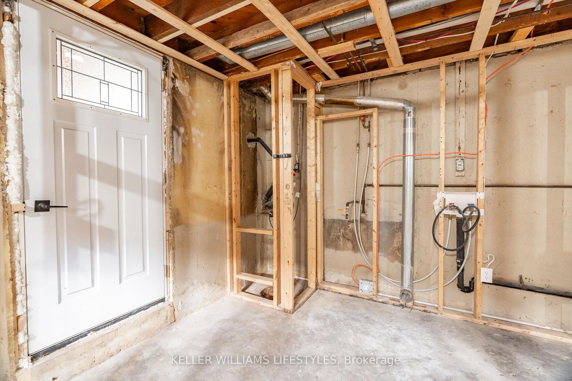 Photo 26 of Unit A, 159 Ewen Avenue, Southwest Middlesex, Glencoe — HOMEH