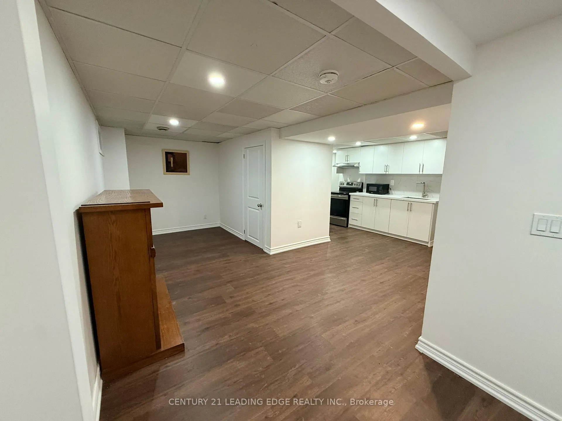 Photo 6 of Unit Lower, 532 Grandview Street S, Oshawa, Donevan — HOMEH
