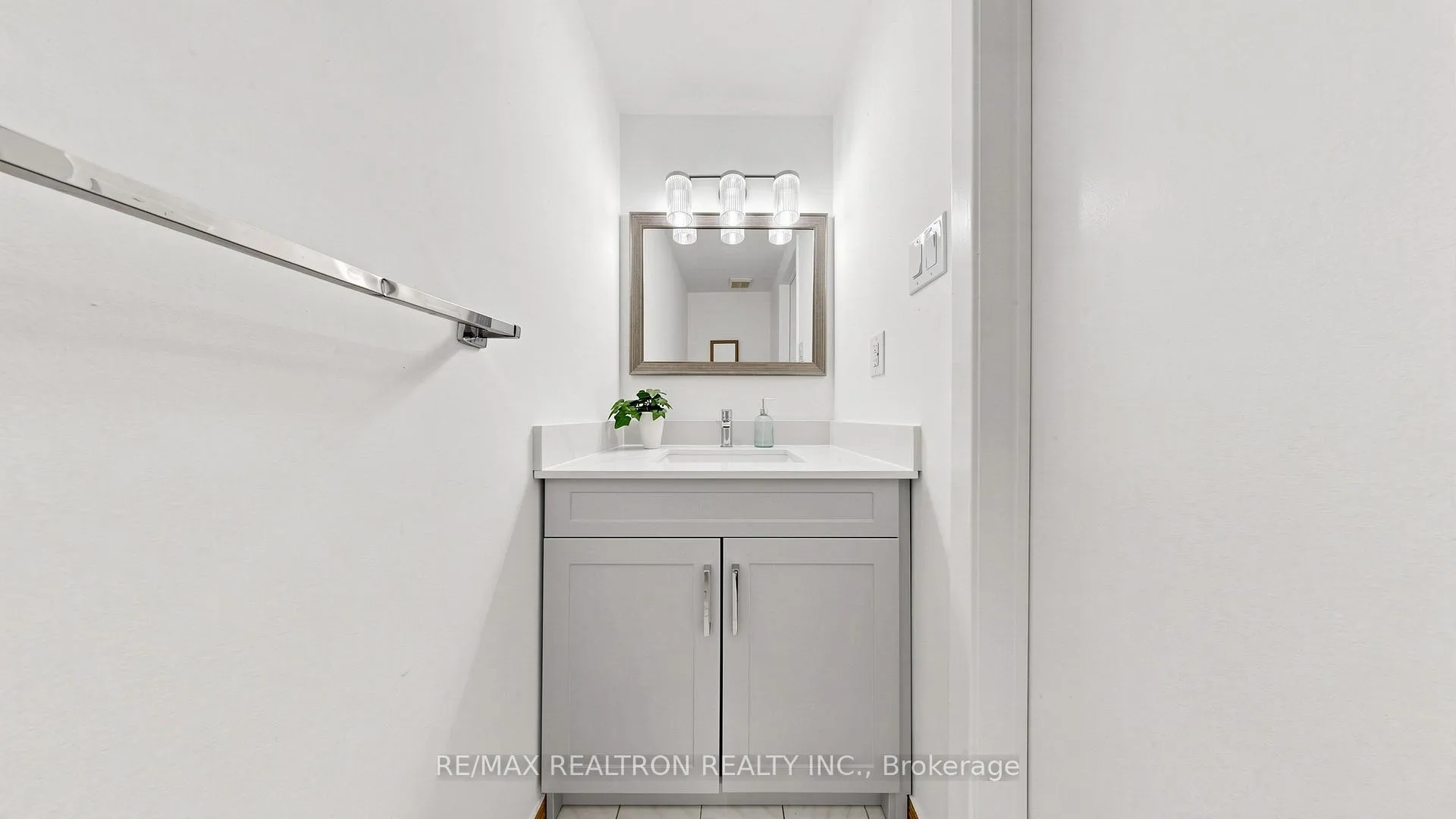 Photo 15 of 58 Glanvil Crescent, Scarborough, Malvern — HOMEH