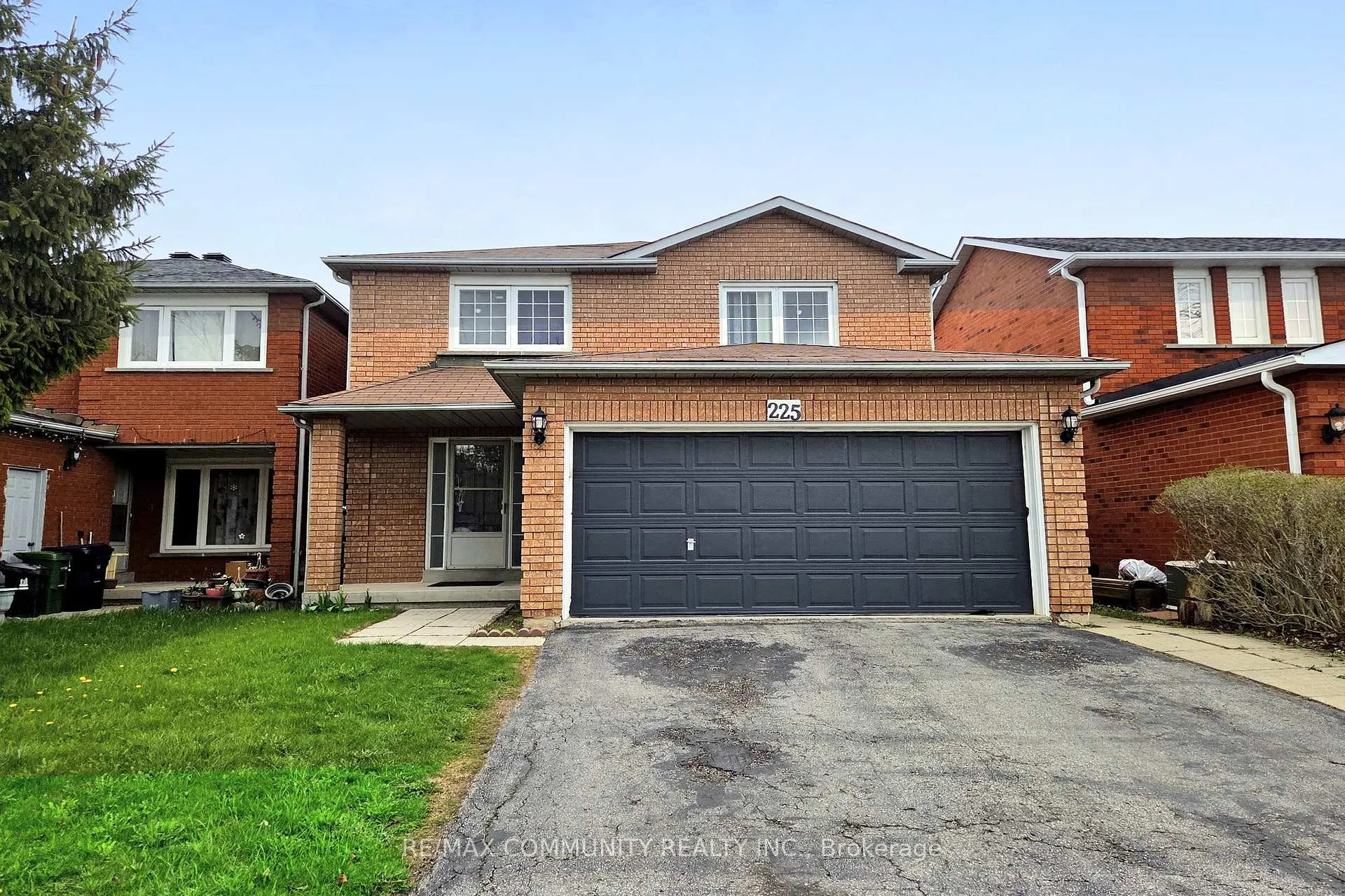 Front of Unit Bsmt, 225 Morningview Trail