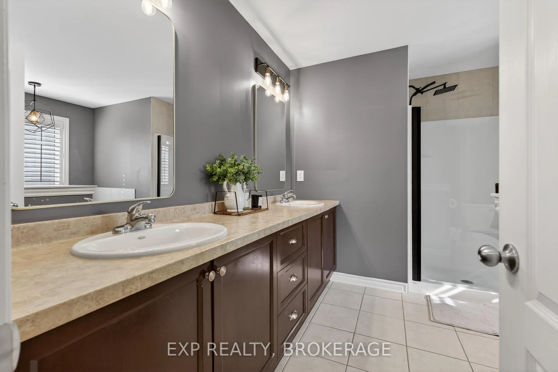 Photo 20 of 1140 Escala Crescent, Kingston, City Northwest — HOMEH
