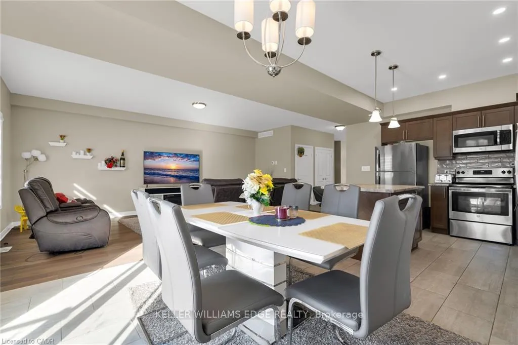 Photo 6 of Unit B, 16 Prospect Avenue, St. Catharines, Facer — HOMEH