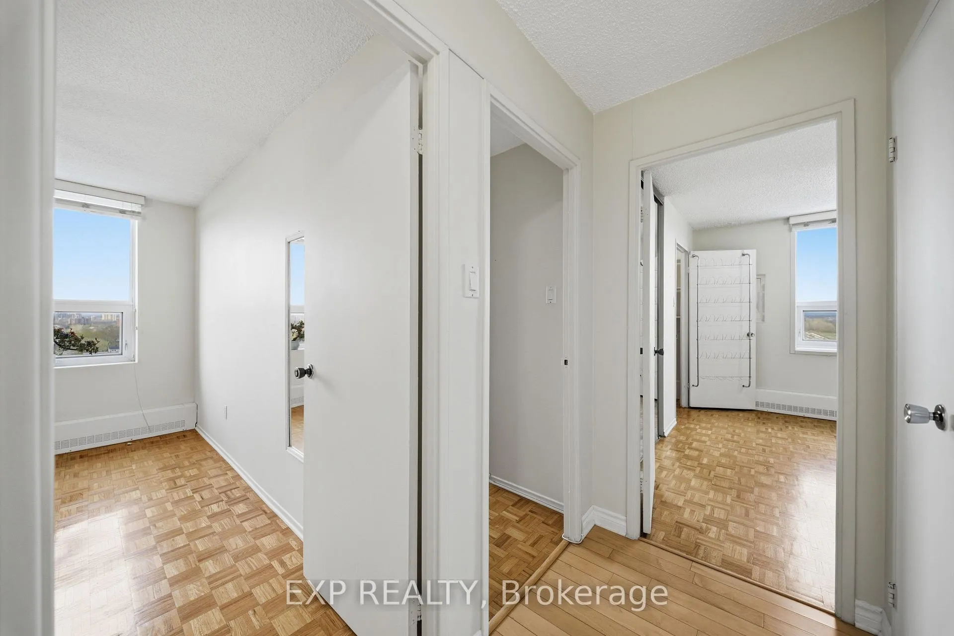 Photo 16 of Unit 1004, 665 Bathgate Drive, Ottawa, Carson Meadows — HOMEH
