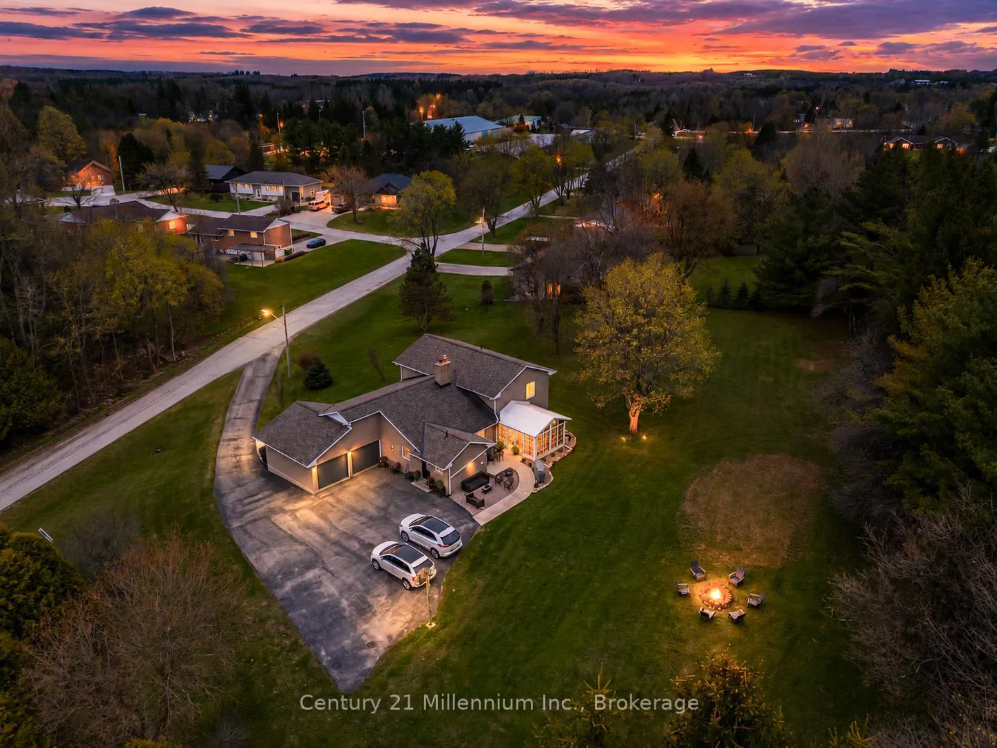 Photo 2 of 13 Highland Drive, Grey Highlands — HOMEH