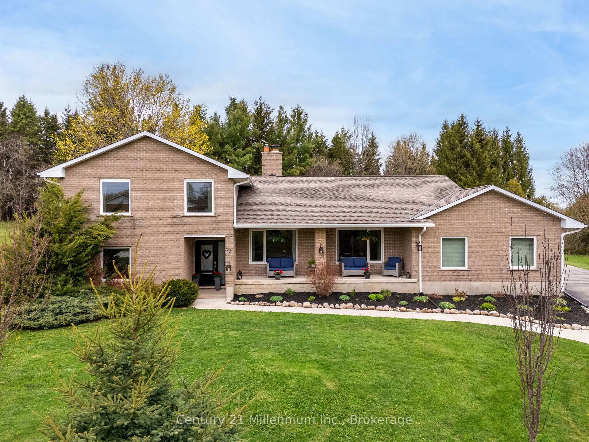 Photo 3 of 13 Highland Drive, Grey Highlands — HOMEH