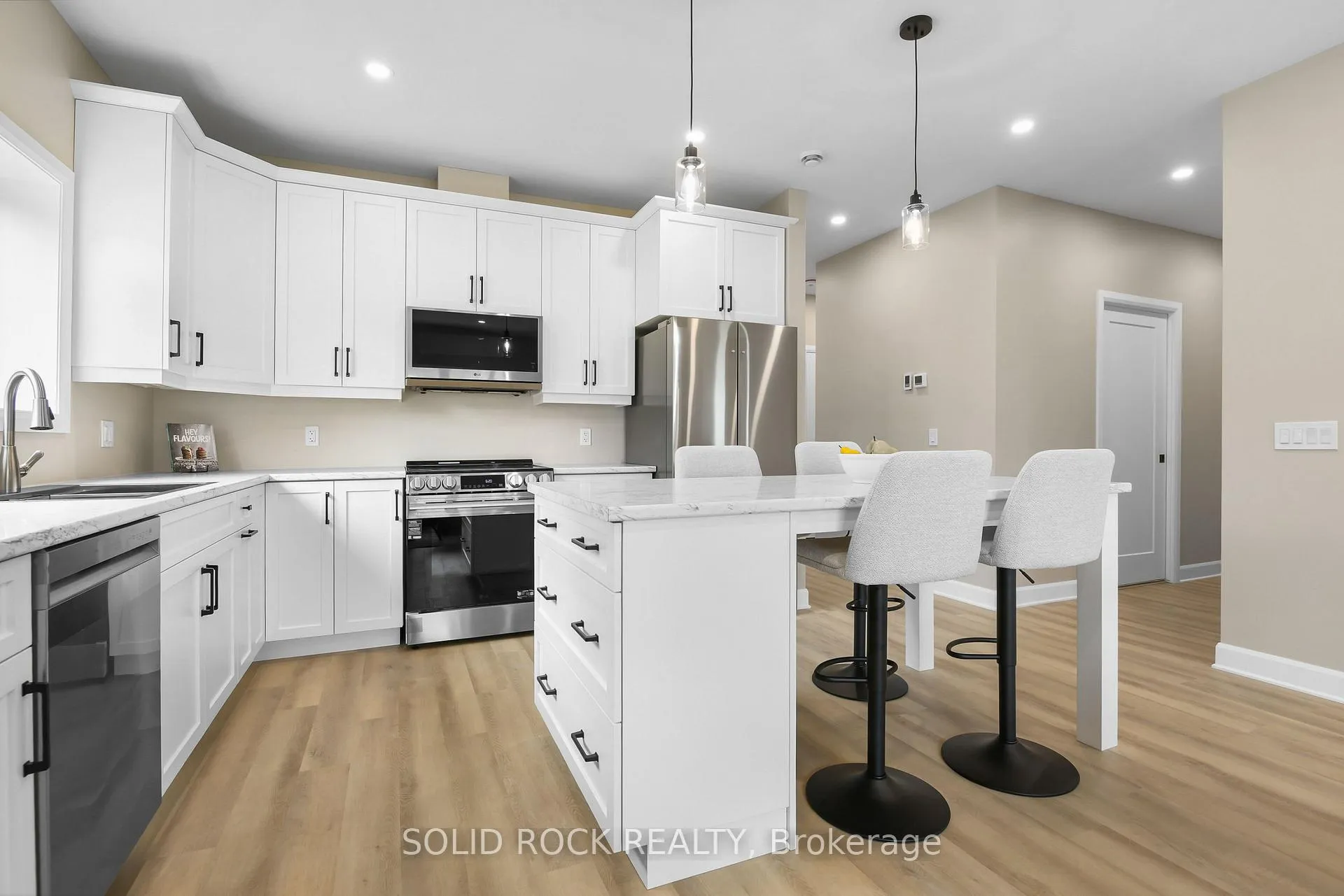 Photo 11 of 522 Heather Place, Whitewater Region, Whitewater Region — HOMEH