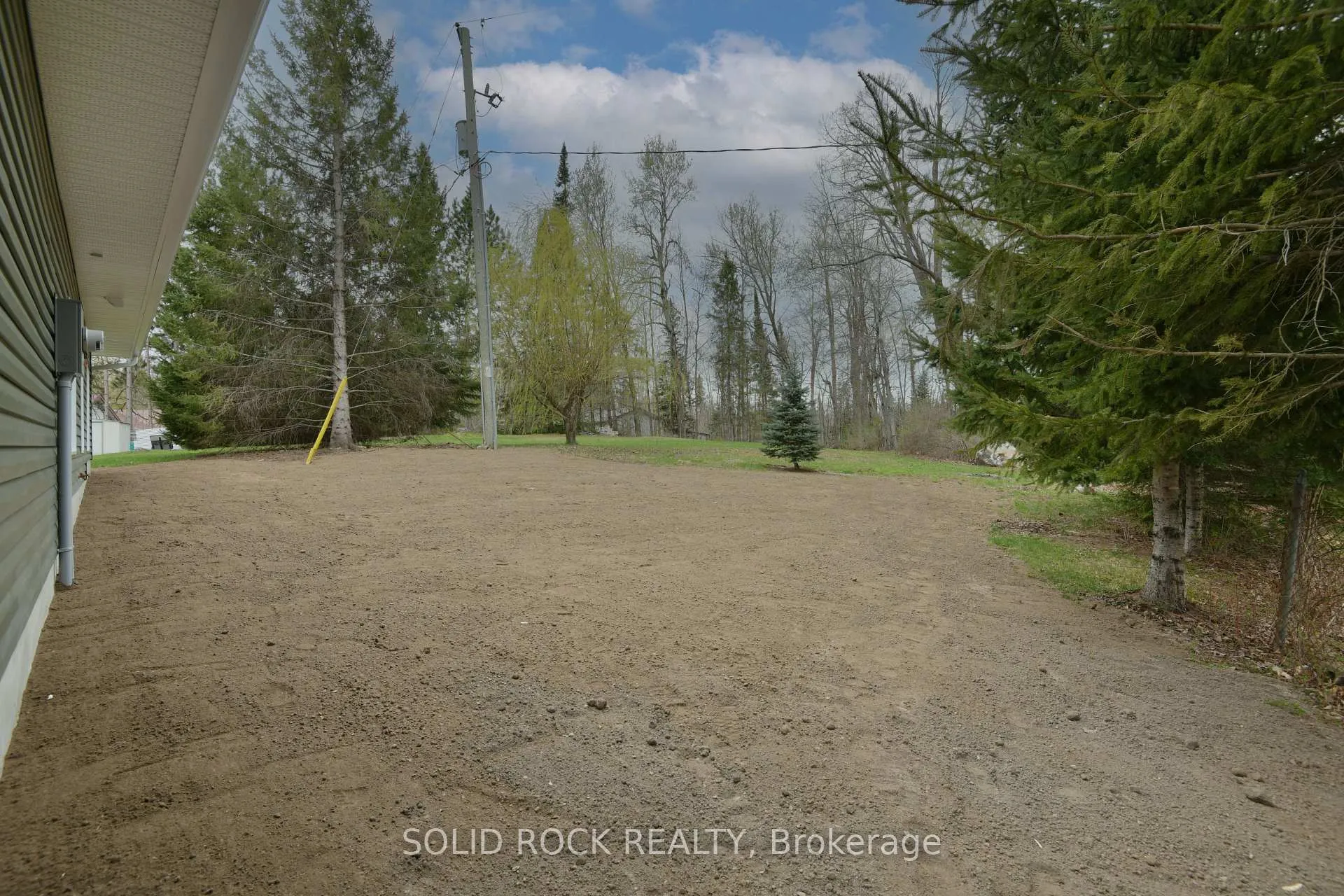 Photo 31 of 522 Heather Place, Whitewater Region, Whitewater Region — HOMEH