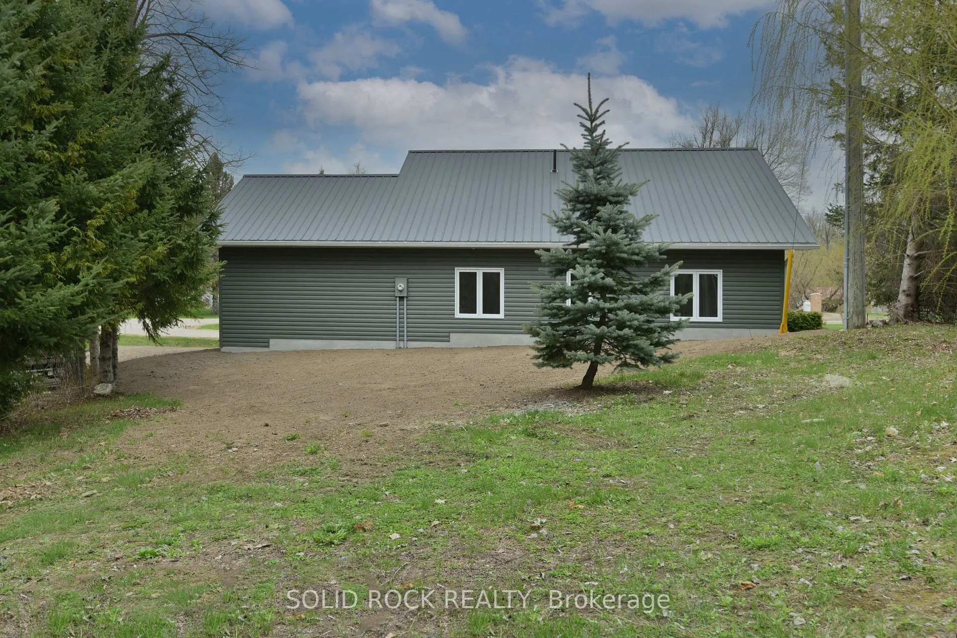 Photo 32 of 522 Heather Place, Whitewater Region, Whitewater Region — HOMEH