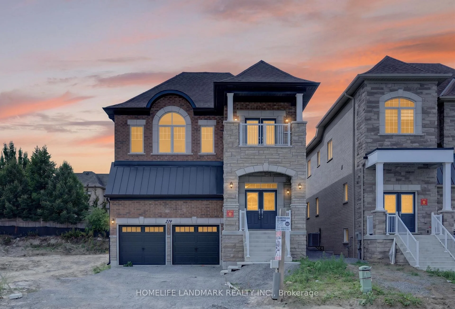 Photo of 219 Seguin Street