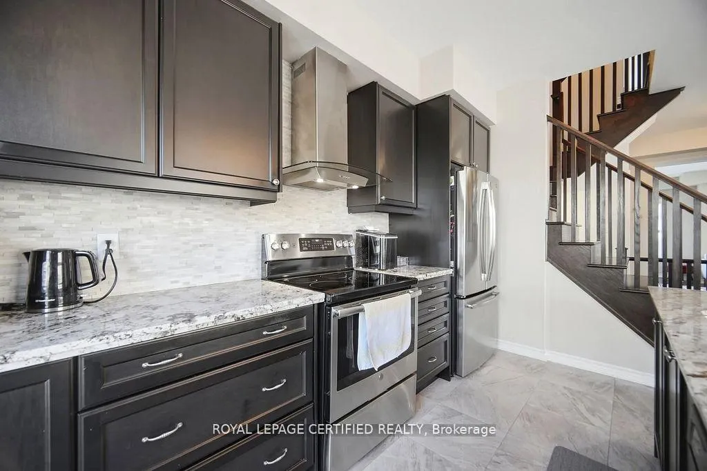 Photo 33 of 75 Borers Creek Circle, Hamilton, Waterdown — HOMEH