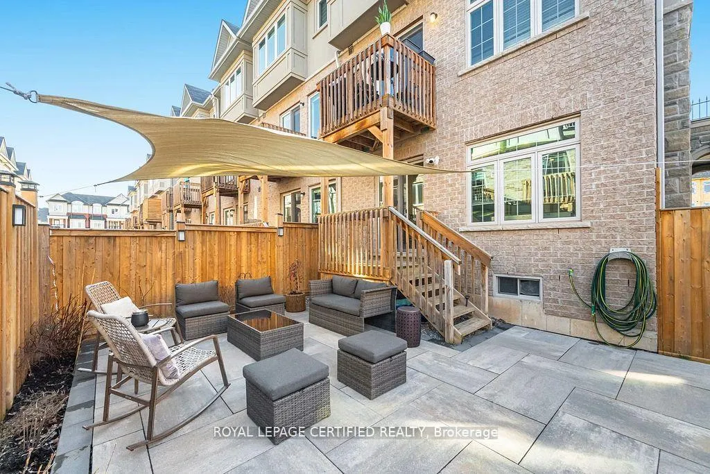 Photo 49 of 75 Borers Creek Circle, Hamilton, Waterdown — HOMEH