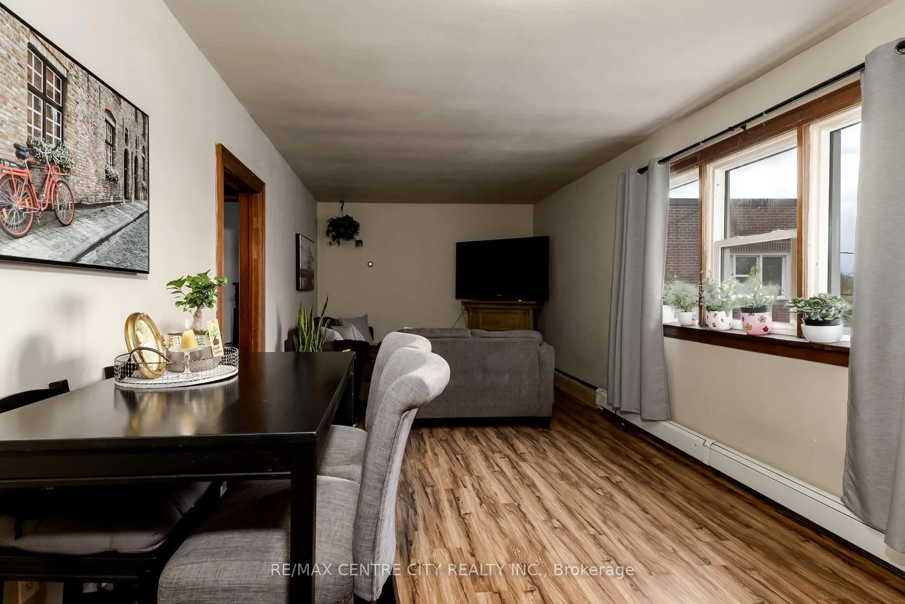 Photo 18 of 4 Prospect Street, Tillsonburg — HOMEH
