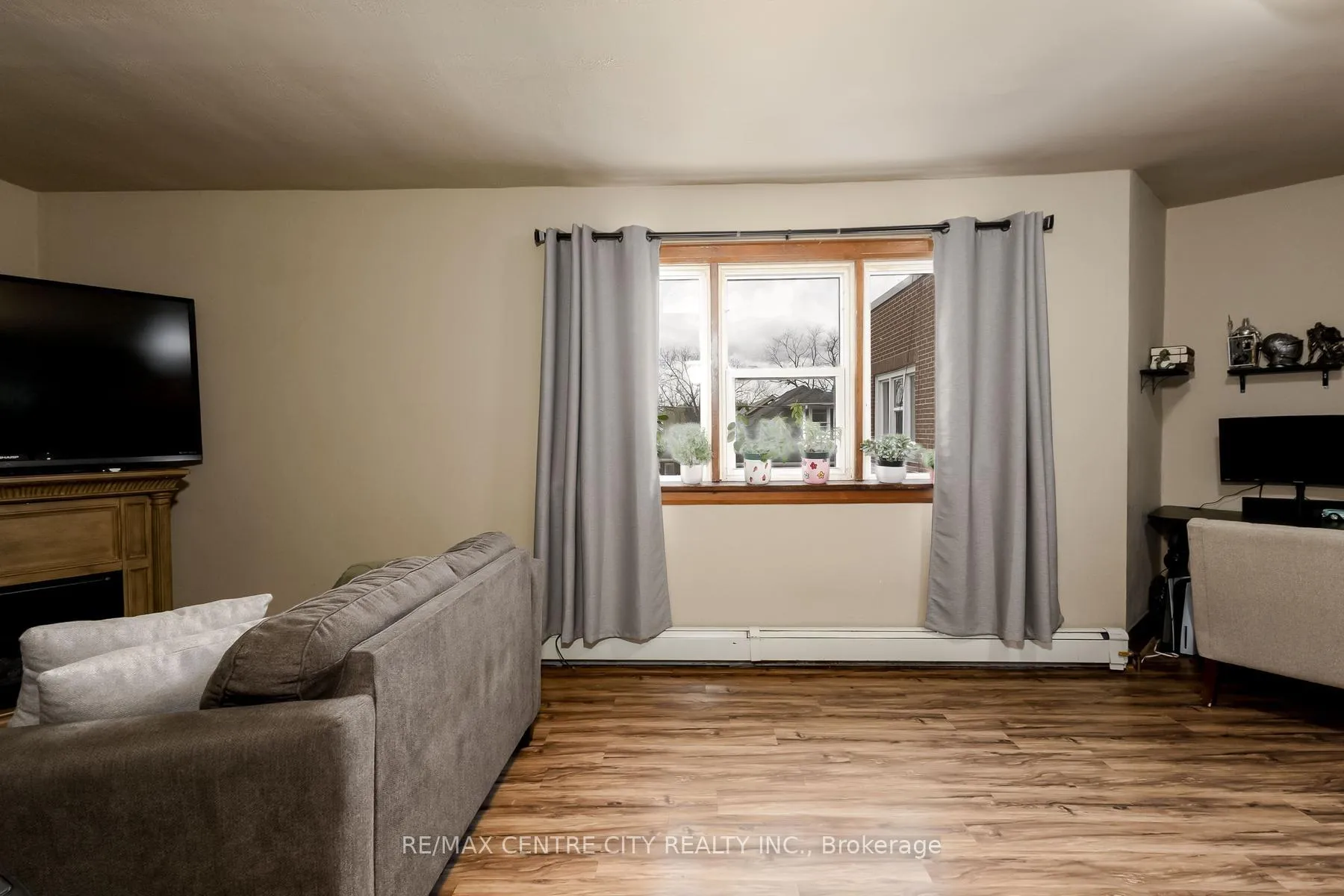 Photo 20 of 4 Prospect Street, Tillsonburg — HOMEH
