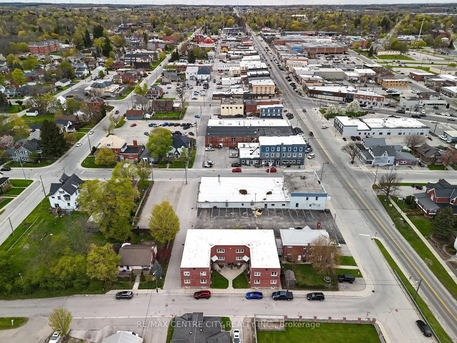 Photo 41 of 4 Prospect Street, Tillsonburg — HOMEH