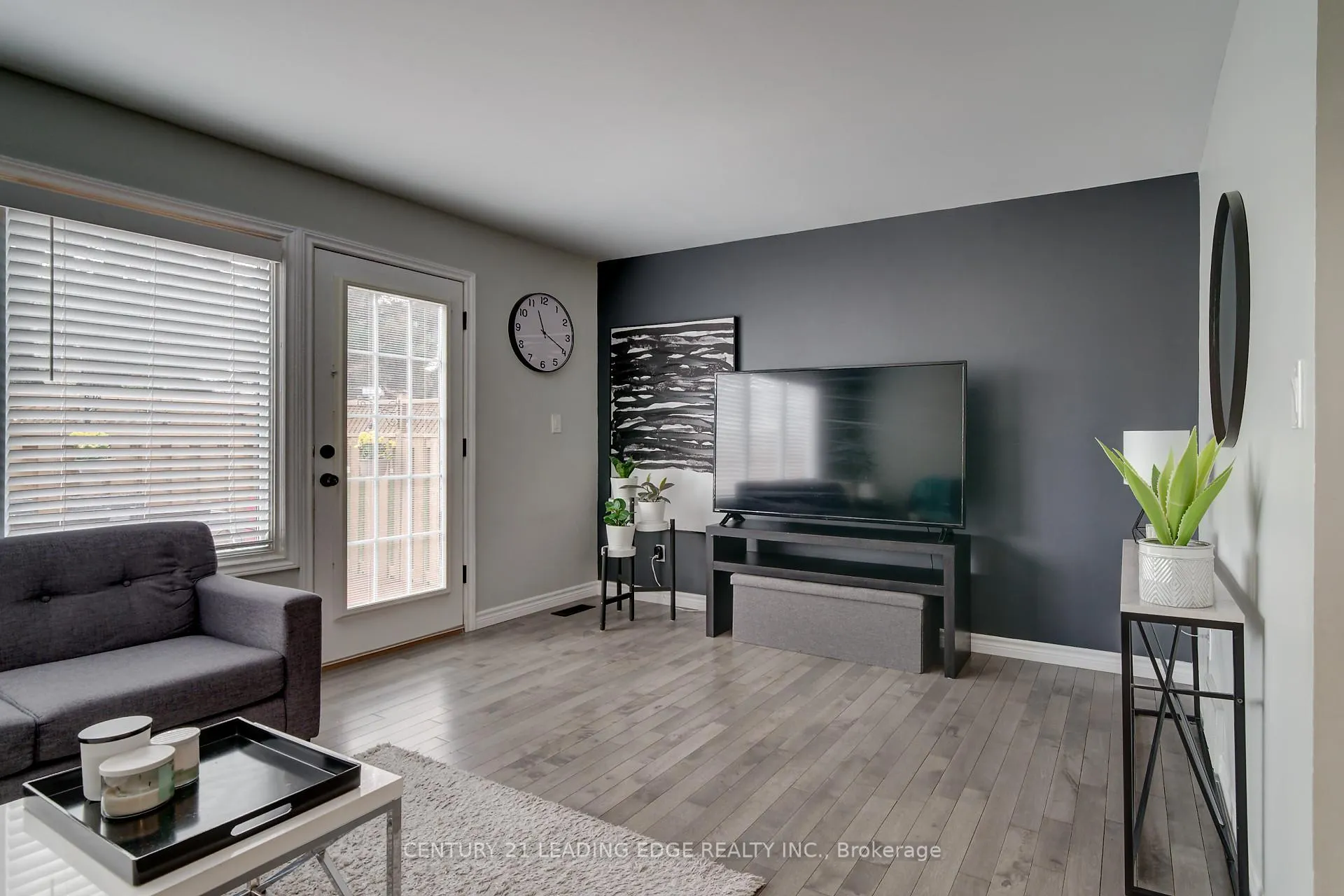 Photo 4 of Unit 8, 85 Albright Road, Hamilton, Vincent — HOMEH