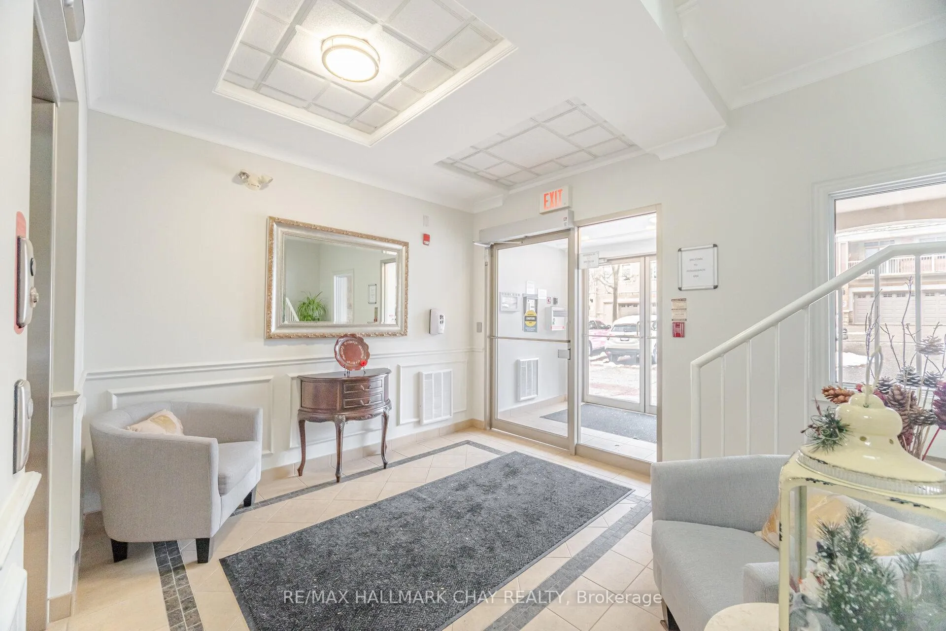 Photo 4 of Unit 105, 78 Sunset Boulevard, New Tecumseth, Alliston — HOMEH